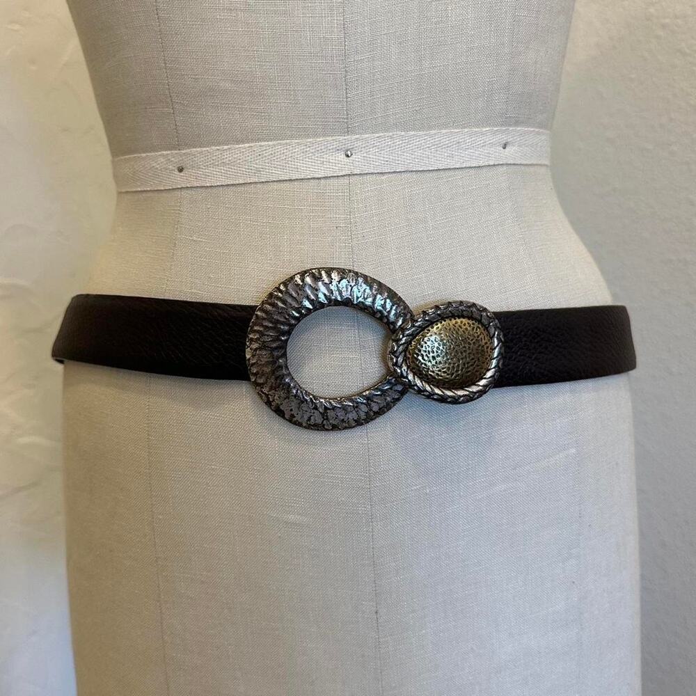 Chicos Vintage Women’s Leather Belt Brown Statement Silver Hammered Buckle